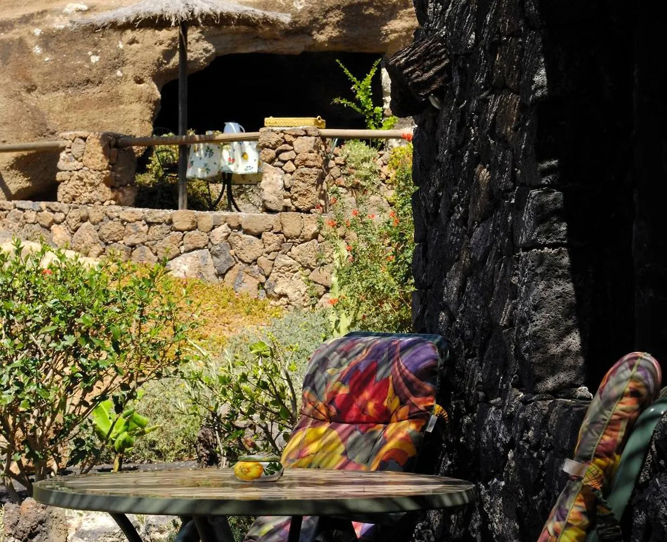 Castillo Lanzarote Villa Bentley - Luxury Villa -Sleep In A Volcanic Cave Tías