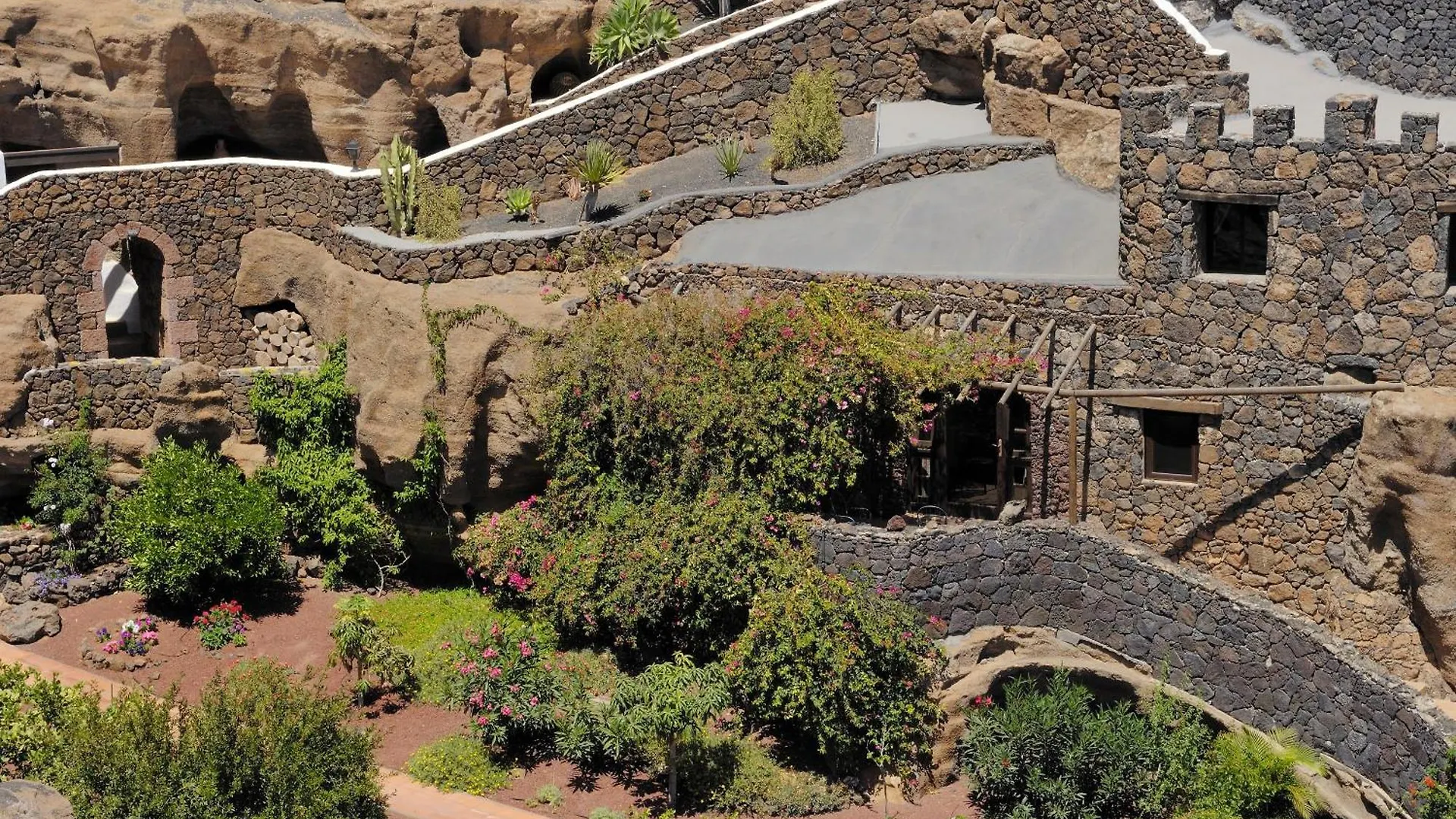 Castillo Lanzarote Villa Bentley - Luxury Villa -Sleep In A Volcanic Cave Tías Apartament