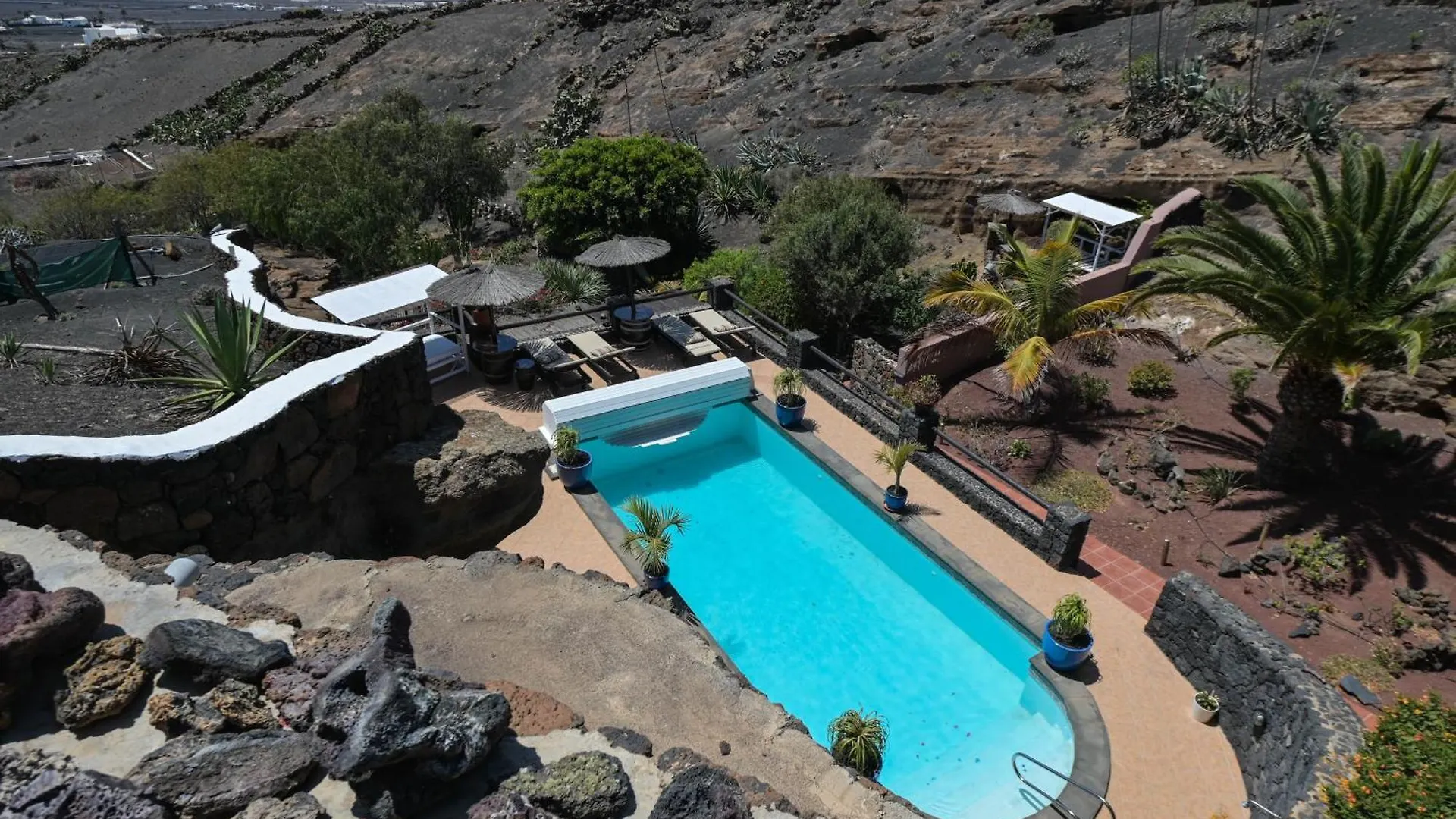 Castillo Lanzarote Villa Bentley - Luxury Villa -Sleep In A Volcanic Cave Tías 0*,