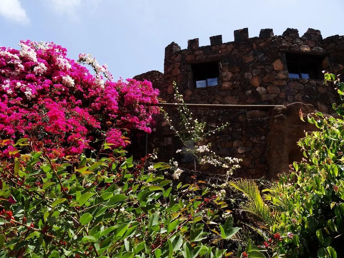 Castillo Lanzarote Villa Bentley - Luxury Villa -Sleep In A Volcanic Cave Tias 0*,  Spain