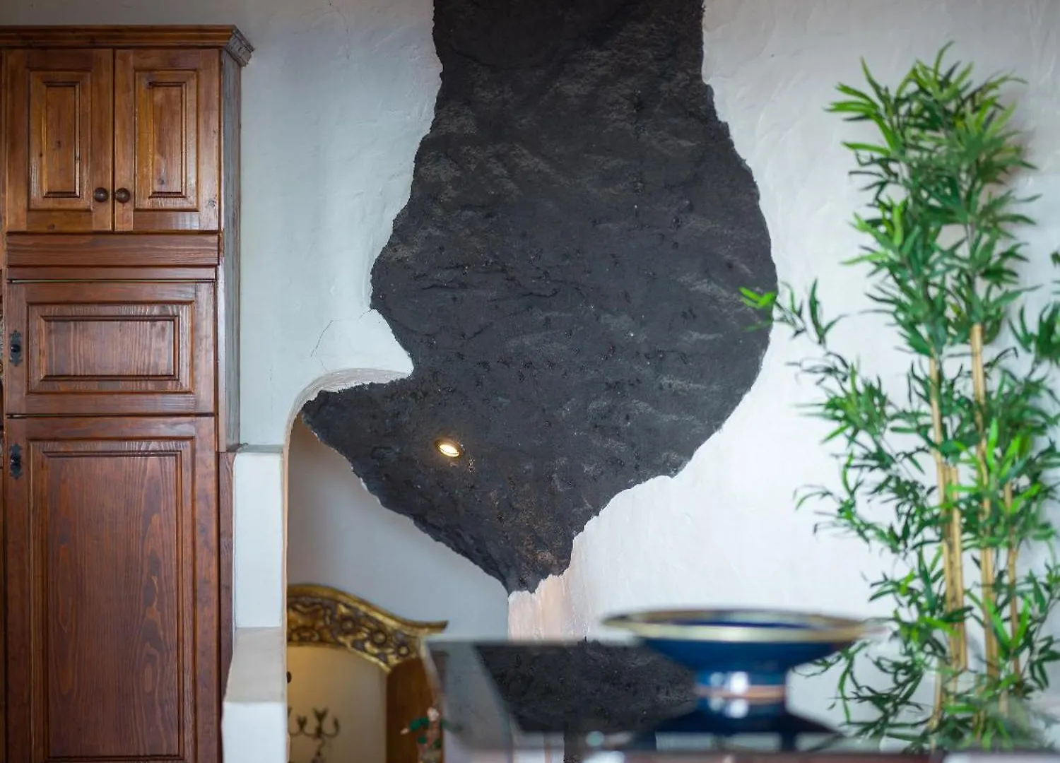 Castillo Lanzarote Villa Bentley - Luxury Villa -Sleep In A Volcanic Cave Tias Apartment