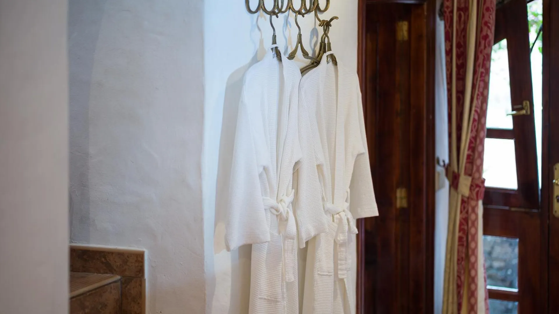 Apartment Castillo Lanzarote Villa Bentley - Luxury Villa -Sleep In A Volcanic Cave Tias Spain