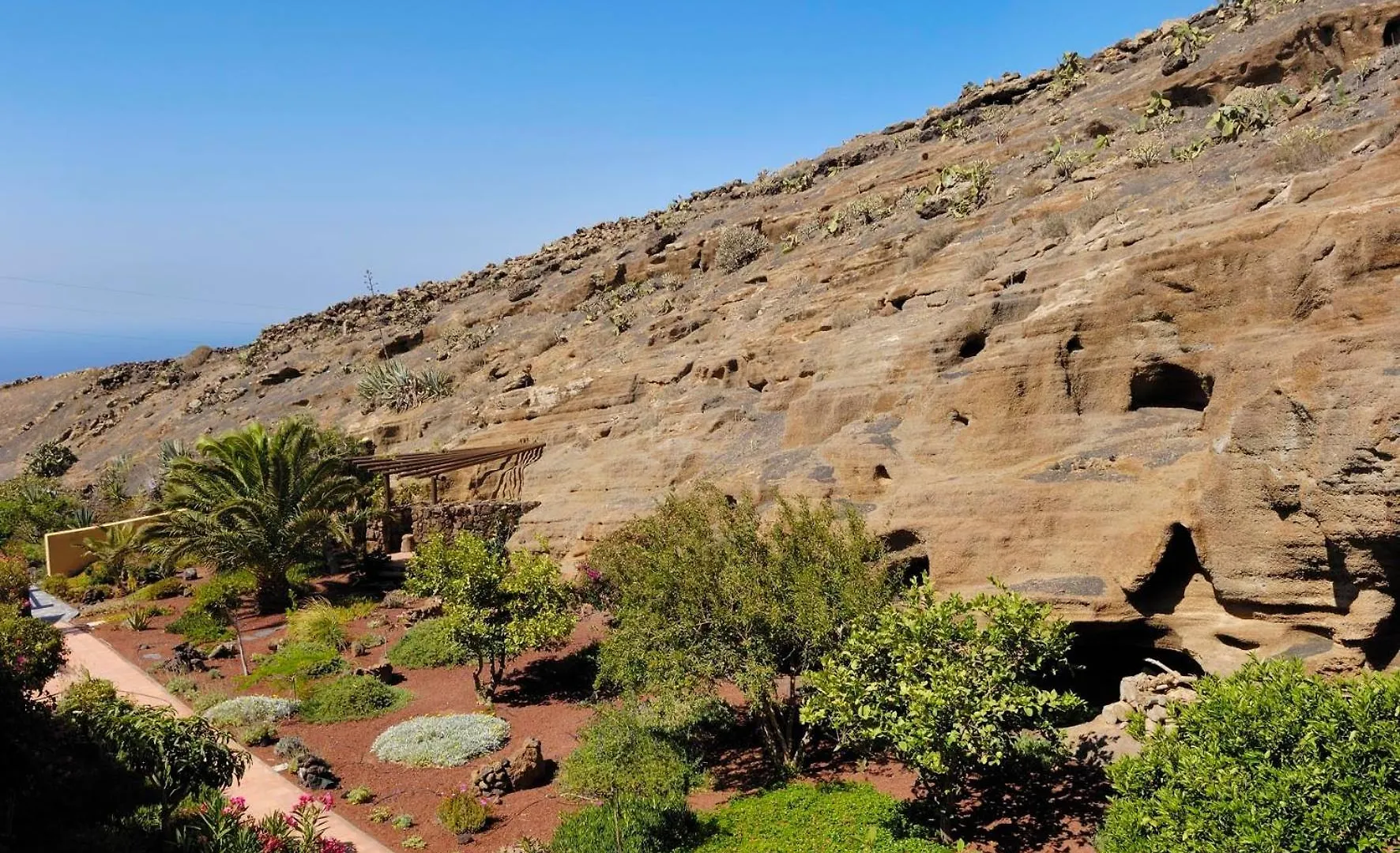 Castillo Lanzarote Villa Bentley - Luxury Villa -Sleep In A Volcanic Cave Tias Apartment